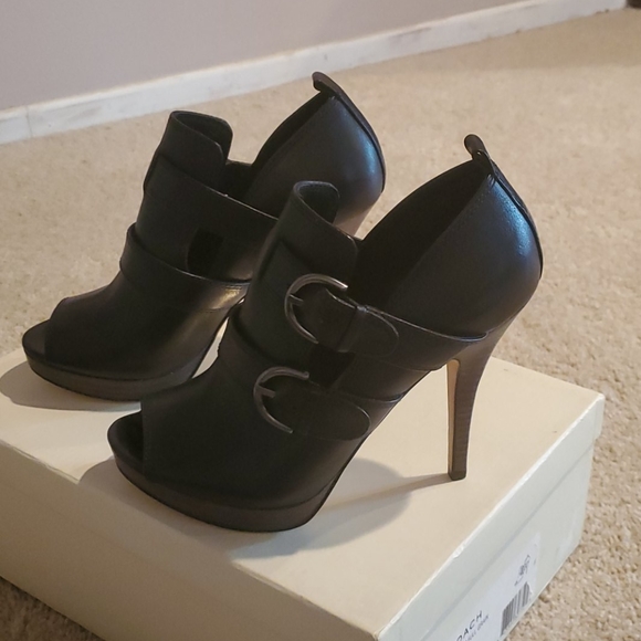 Coach open toe booties - Picture 1 of 5